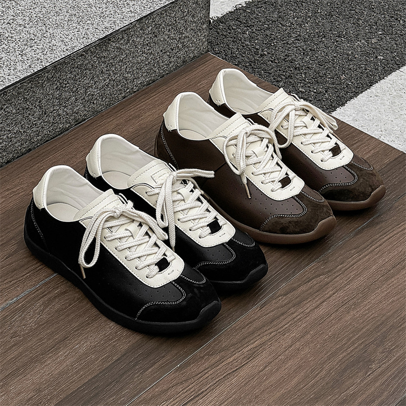 Man's Flat Shoes High Quality  - Outdoor Sport With Sticks 评论和价格
