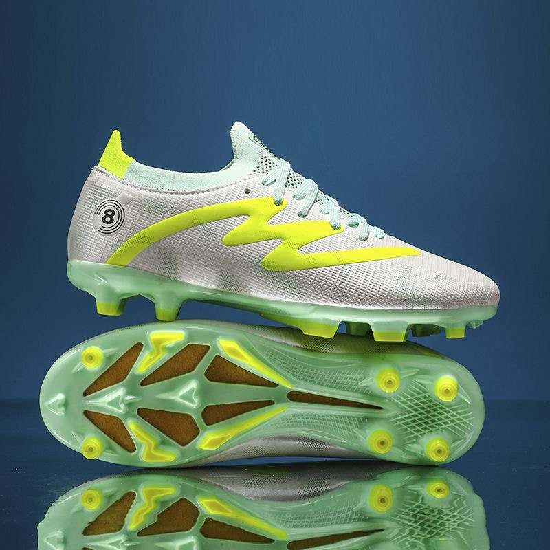 Classic Brand Football Shoes F - Outdoor Sport Brand Shoes 评论和价格