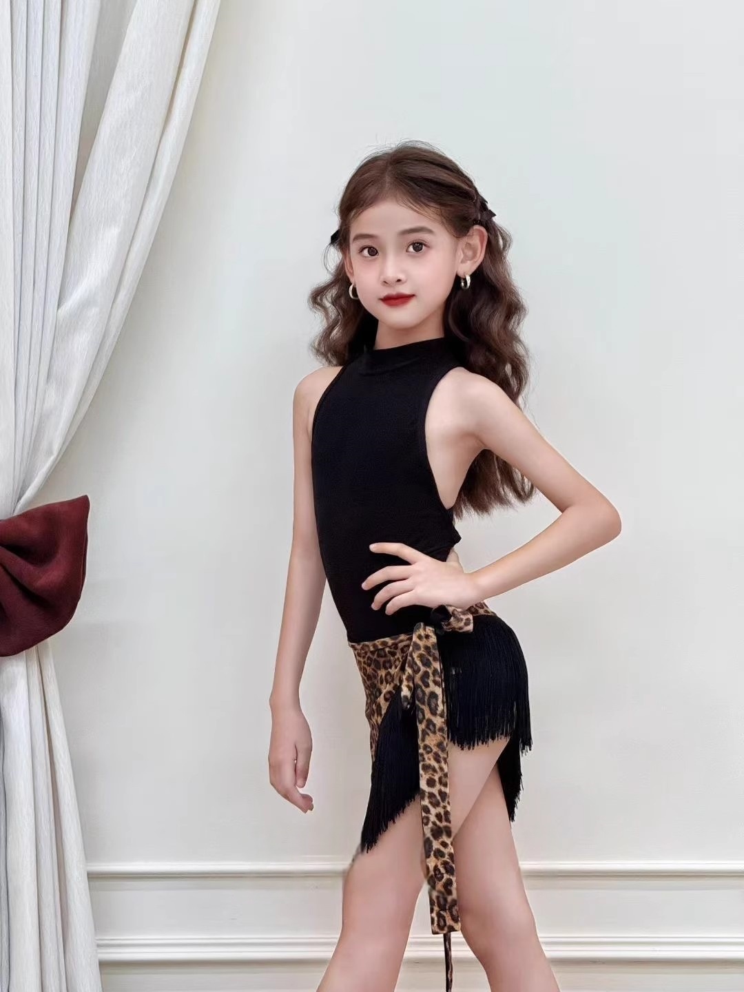 2025 New Latin Dance Performan - Outdoor Sports Hall 评论和价格